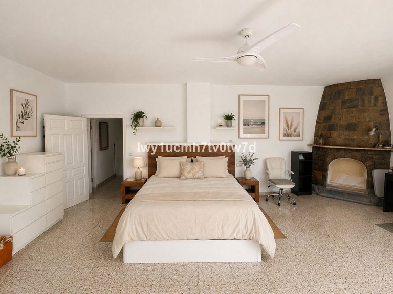 Villa for Sale in Churriana, Malaga 14