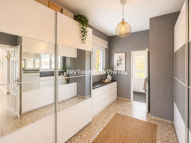 Villa for Sale in Churriana, Malaga 19