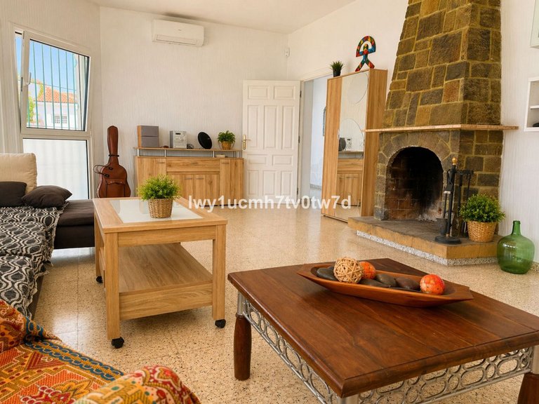 Villa for Sale in Churriana, Malaga 21