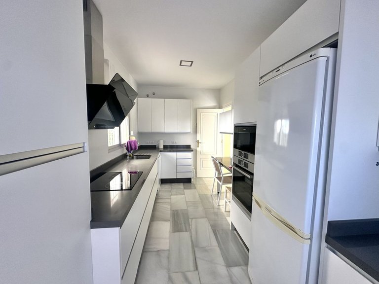 Villa for Sale in Riviera Del Sol, Malaga 13