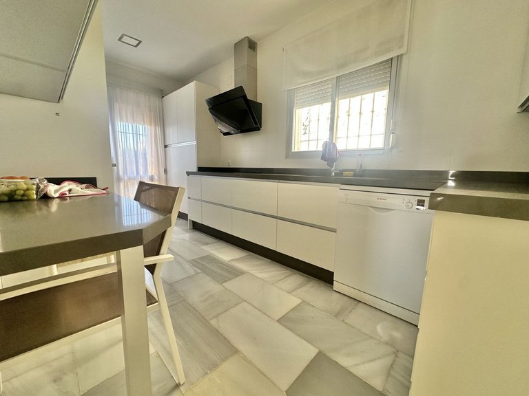 Villa for Sale in Riviera Del Sol, Malaga 14