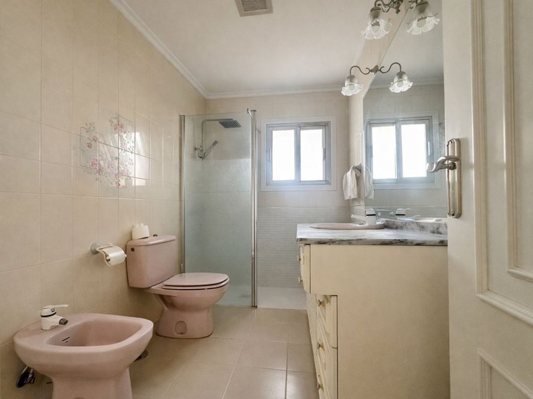 Villa for Sale in Riviera Del Sol, Malaga 17