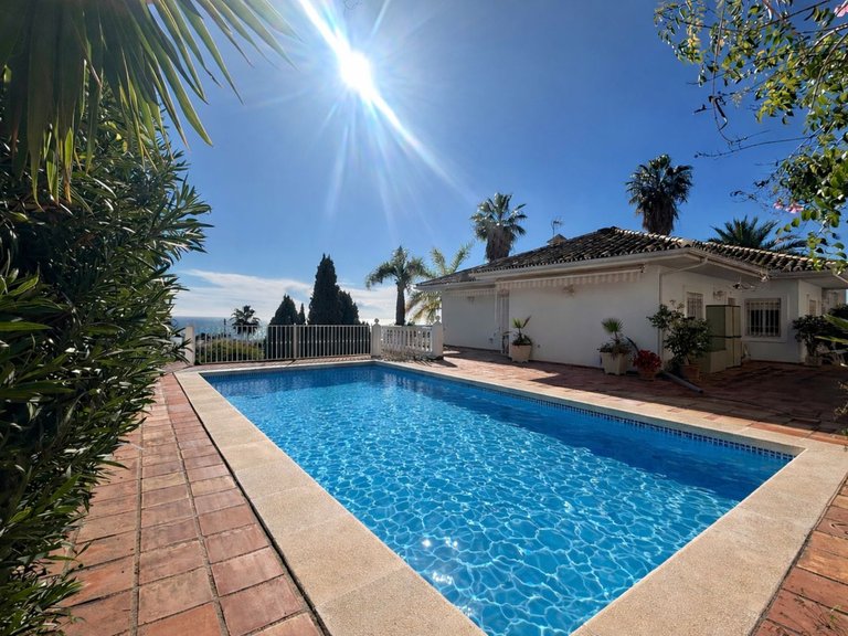 Villa for Sale in Riviera Del Sol, Malaga 32