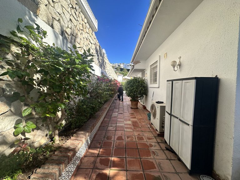 Villa for Sale in Riviera Del Sol, Malaga 35