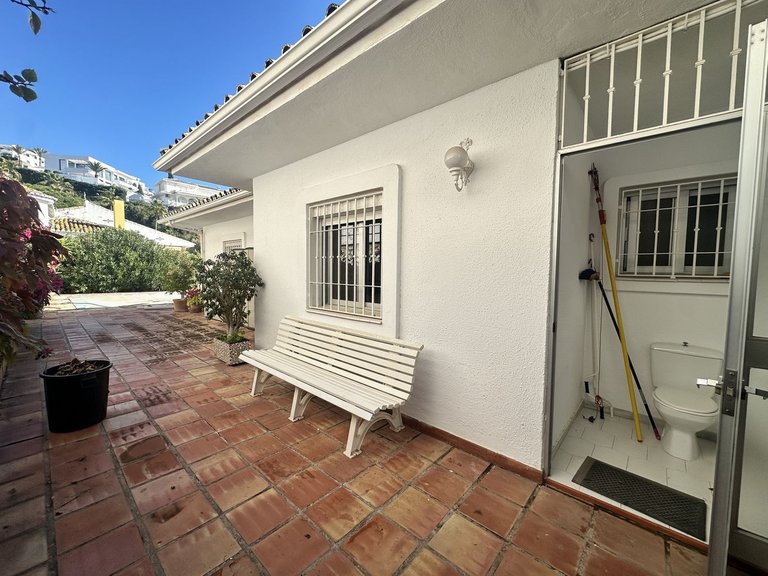 Villa for Sale in Riviera Del Sol, Malaga 37