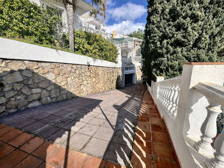 Villa for Sale in Riviera Del Sol, Malaga 46
