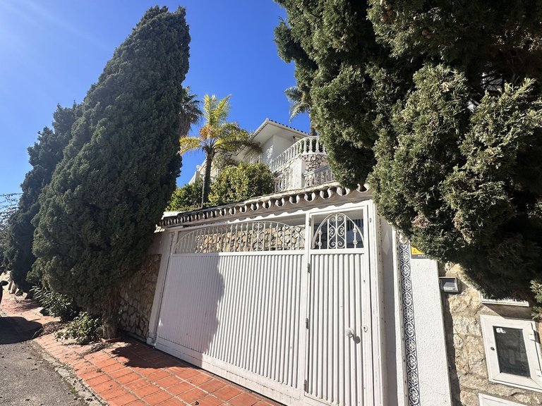 Villa for Sale in Riviera Del Sol, Malaga 48