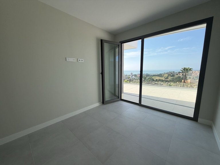 Apartment for Sale in La Duquesa, Malaga 15