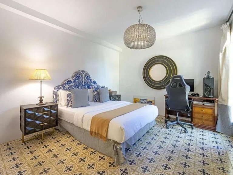 Villa for Sale in Marbella, Malaga 17