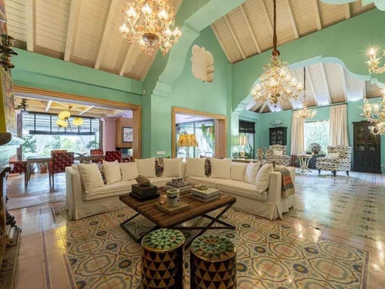 Villa for Sale in Marbella, Malaga 2