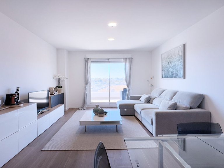 Apartment for Sale in Nueva Andalucía, Malaga 5