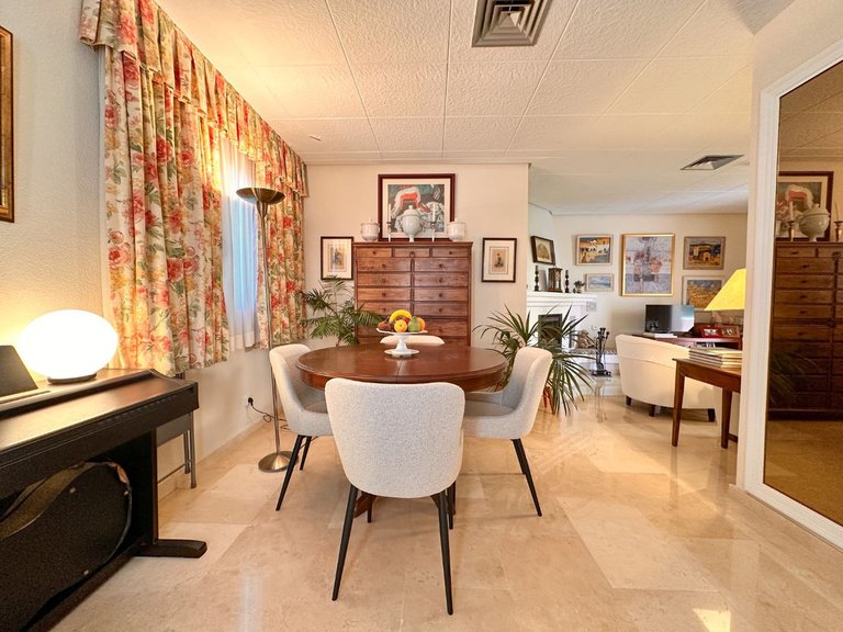 Apartment for Sale in Nueva Andalucía, Malaga 9
