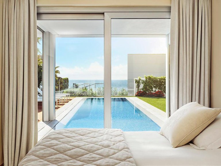 Villa for Sale in The Golden Mile, Malaga 7