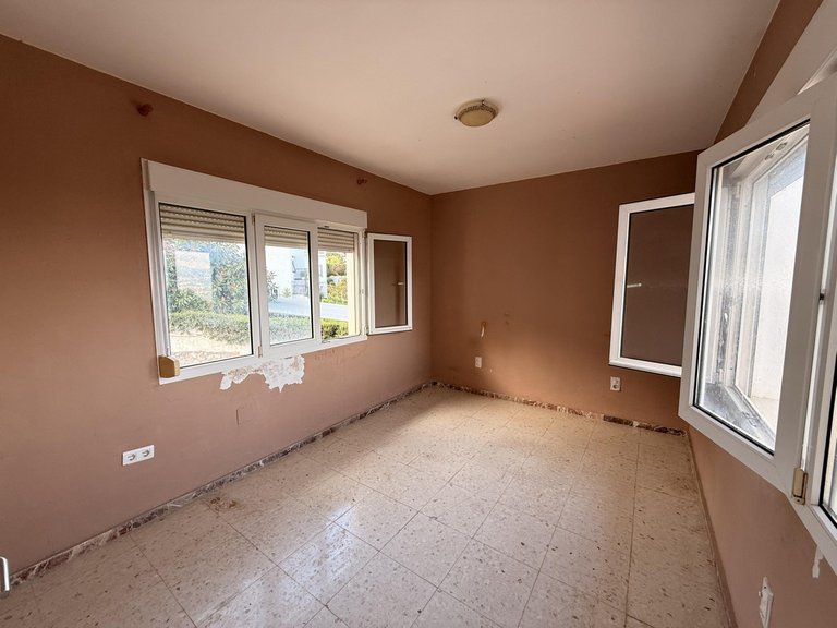 Villa for Sale in Alhaurín De La Torre, Malaga 20