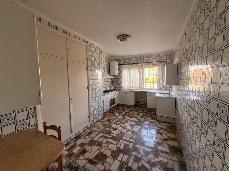 Villa for Sale in Alhaurín De La Torre, Malaga 9