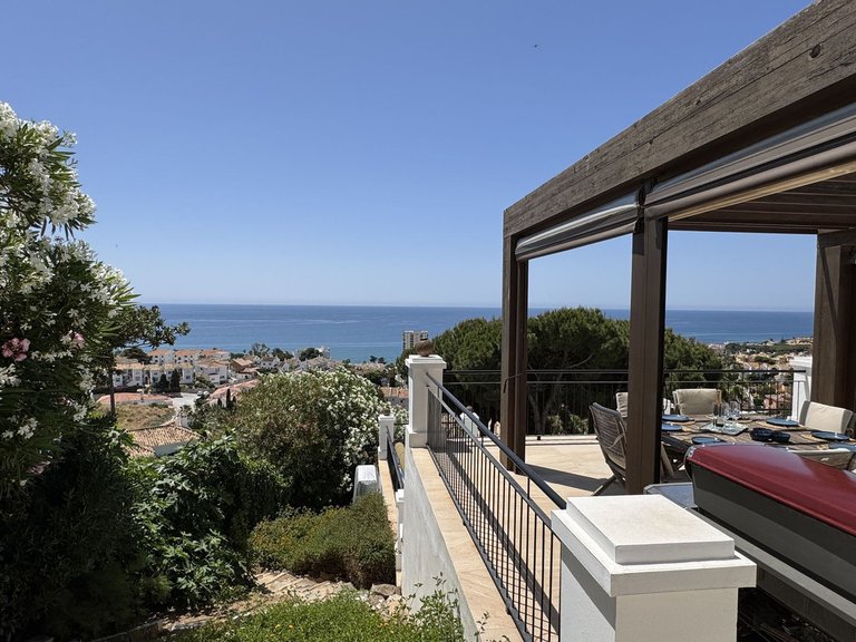 Villa for Sale in Riviera Del Sol, Malaga 2