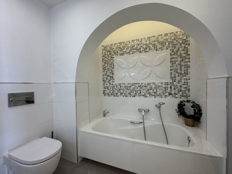 Villa for Sale in Riviera Del Sol, Malaga 35