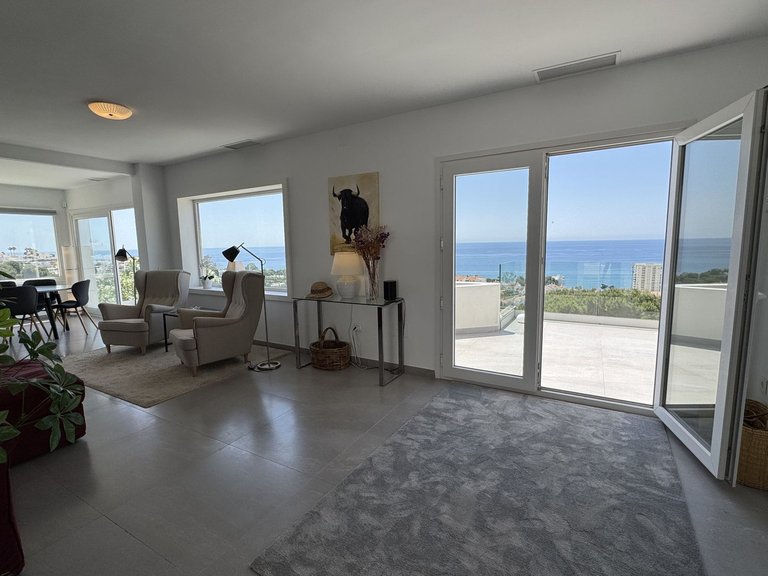 Villa for Sale in Riviera Del Sol, Malaga 9