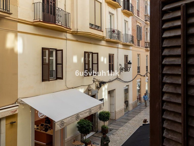 Apartment for Sale in Málaga, Malaga 27