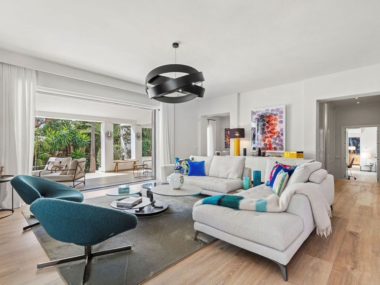 Villa for Sale in The Golden Mile, Malaga 34