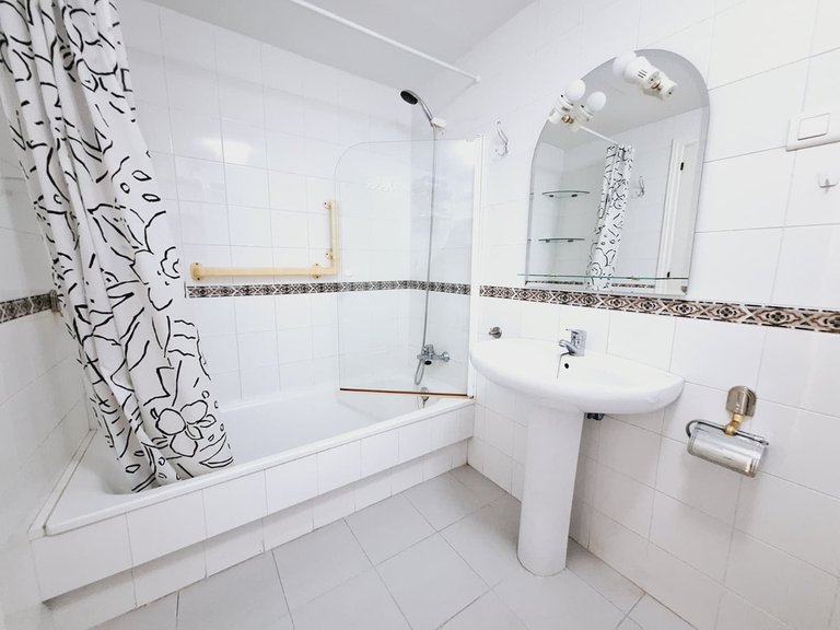 Apartment for Sale in Los Boliches, Malaga 17