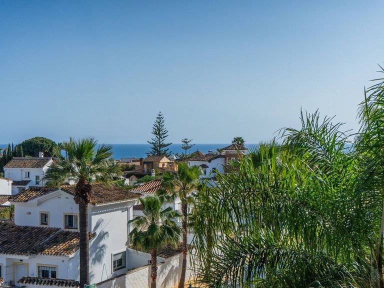 Apartment for Sale in Las Chapas, Malaga 26