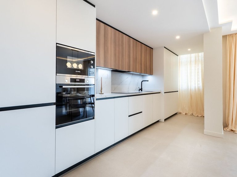 Apartment for Sale in Las Chapas, Malaga 4