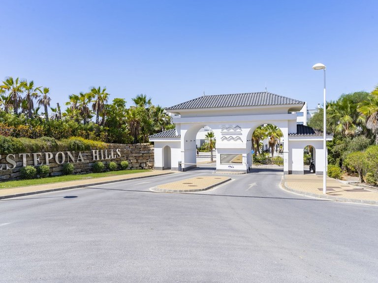 Apartment for Sale in Estepona, Malaga 37