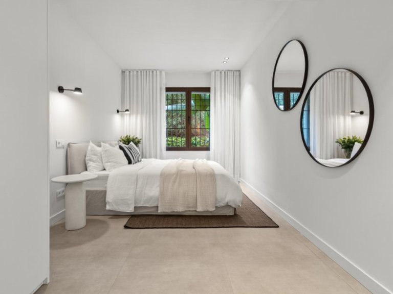 Apartment for Sale in Benahavís, Malaga 17
