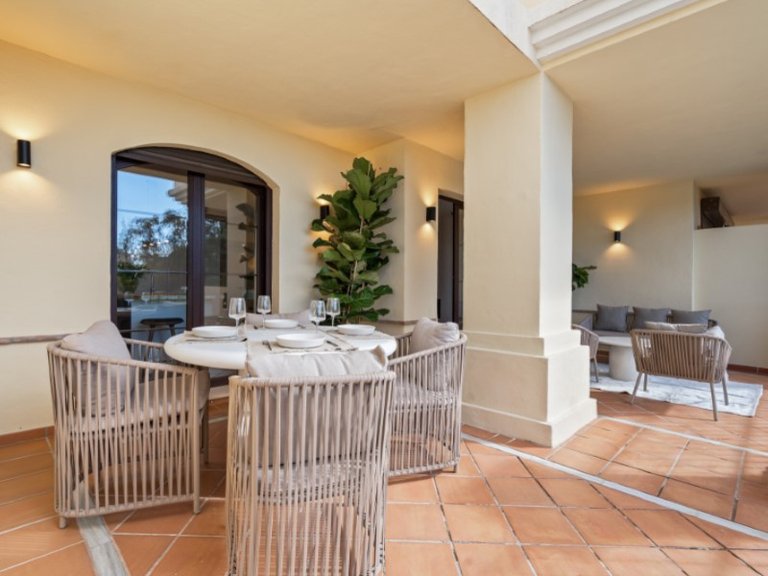 Apartment for Sale in Benahavís, Malaga 26