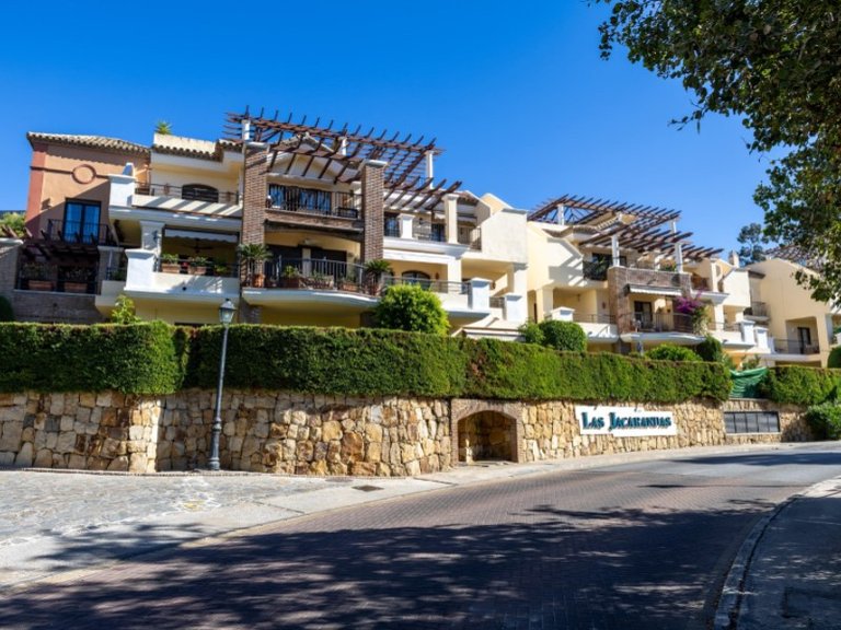 Apartment for Sale in Benahavís, Malaga 30