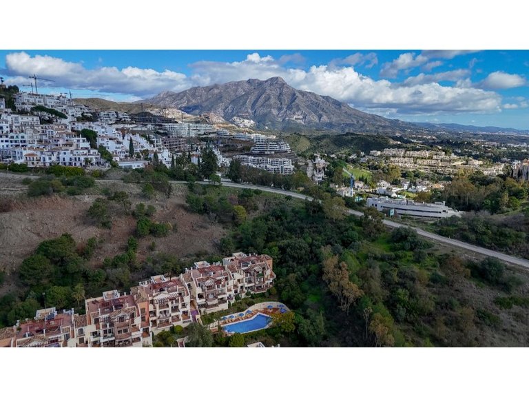 Apartment for Sale in Benahavís, Malaga 34