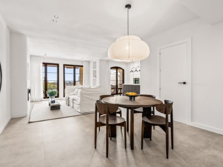 Apartment for Sale in Benahavís, Malaga 6