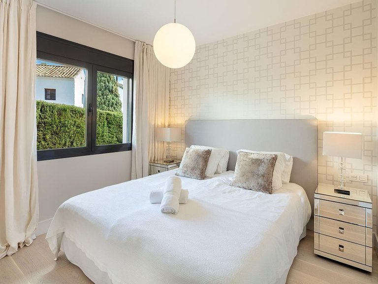 Villa for Sale in Marbella, Malaga 11
