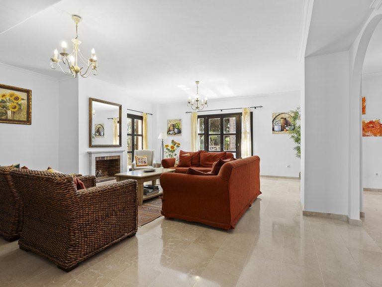Villa for Sale in Guadalmina Alta, Malaga 2