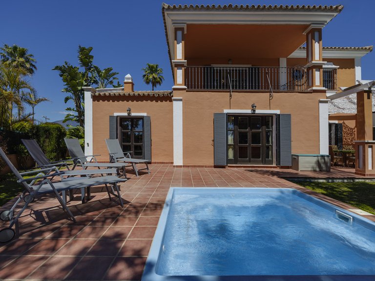 Villa for Sale in Guadalmina Alta, Malaga 29