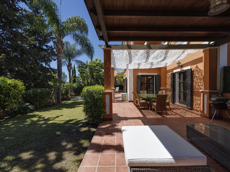 Villa for Sale in Guadalmina Alta, Malaga 32