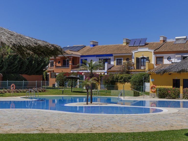 Villa for Sale in Guadalmina Alta, Malaga 35