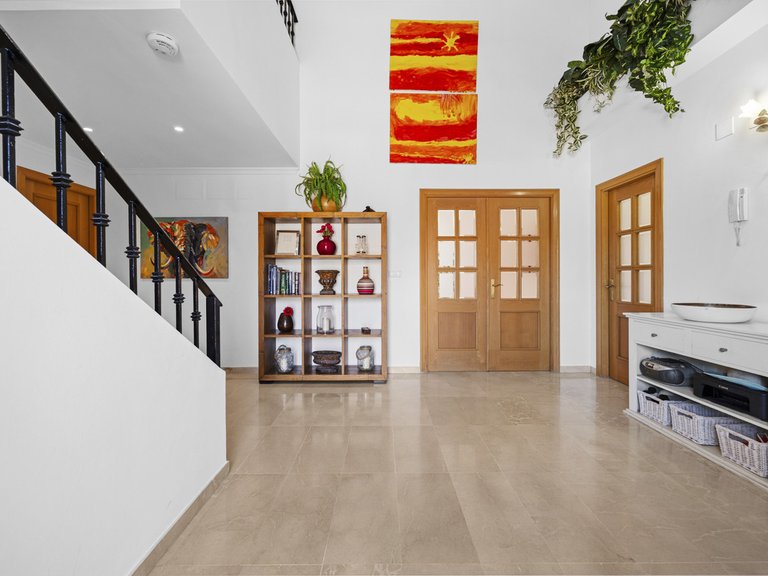 Villa for Sale in Guadalmina Alta, Malaga 9