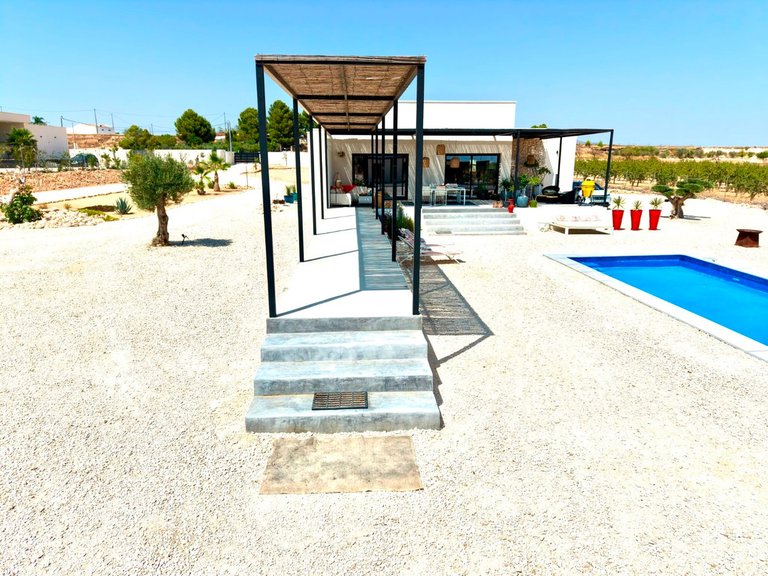 Villa for Sale in Pinoso, Alicante 5