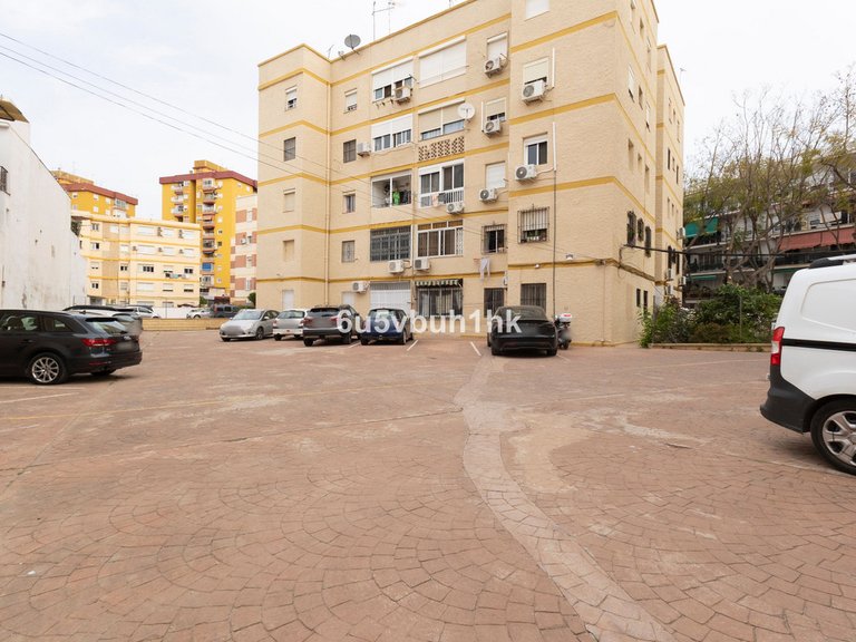Apartment for Sale in Fuengirola, Malaga 1