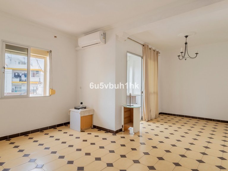 Apartment for Sale in Fuengirola, Malaga 25