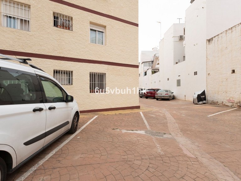 Apartment for Sale in Fuengirola, Malaga 29