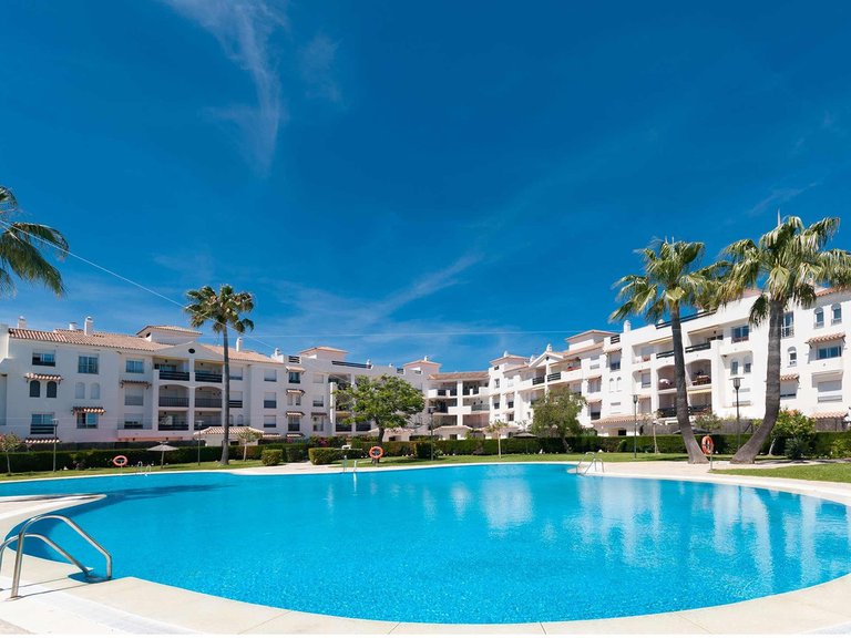 Apartment for Sale in San Pedro De Alcántara, Malaga 1