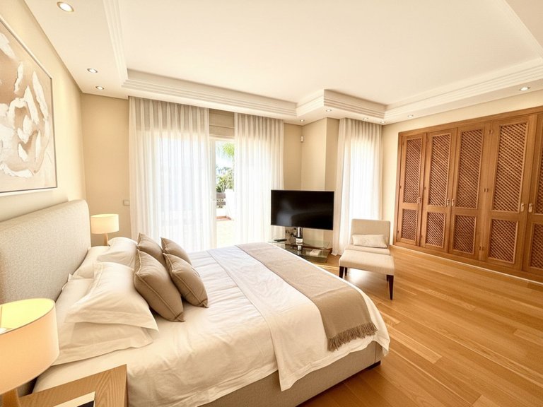 Villa for Sale in Costalita, Malaga 20