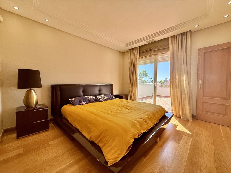 Villa for Sale in Costalita, Malaga 30