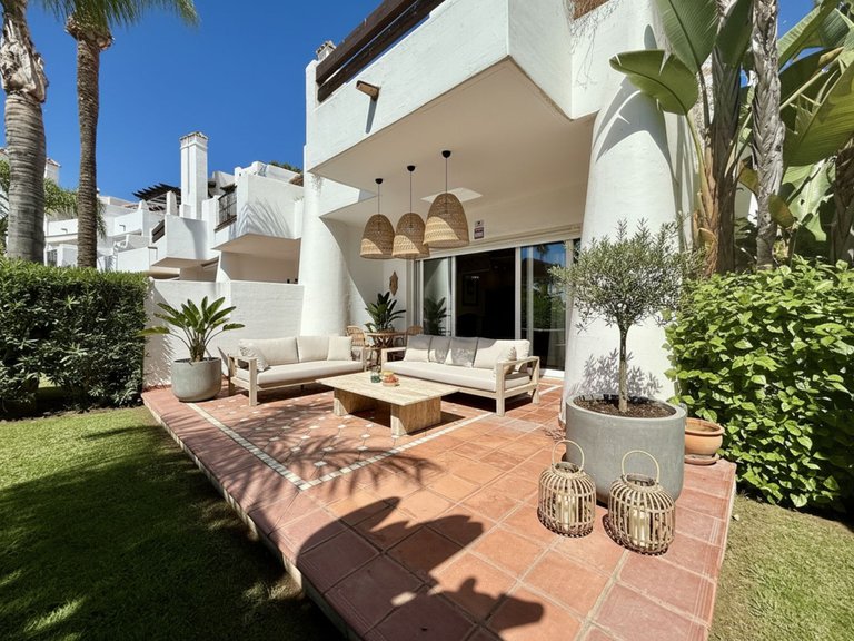 Villa for Sale in Costalita, Malaga 7