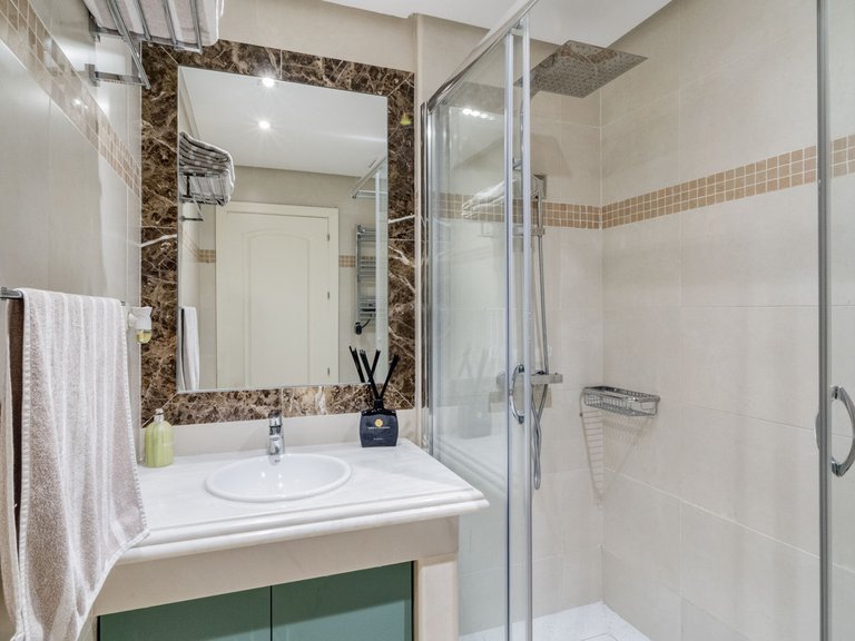 Villa for Sale in Estepona, Malaga 21