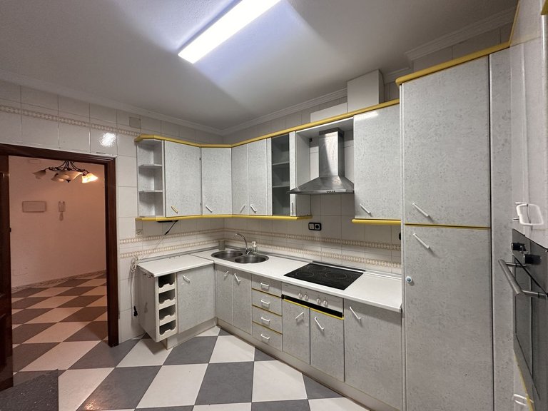 Apartment for Sale in Alhaurín El Grande, Malaga 22