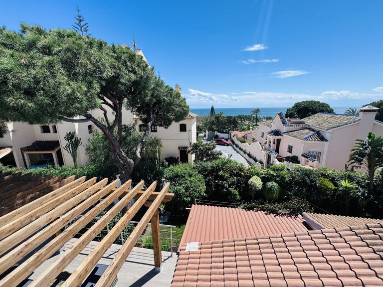 Villa for Sale in Elviria, Malaga 2